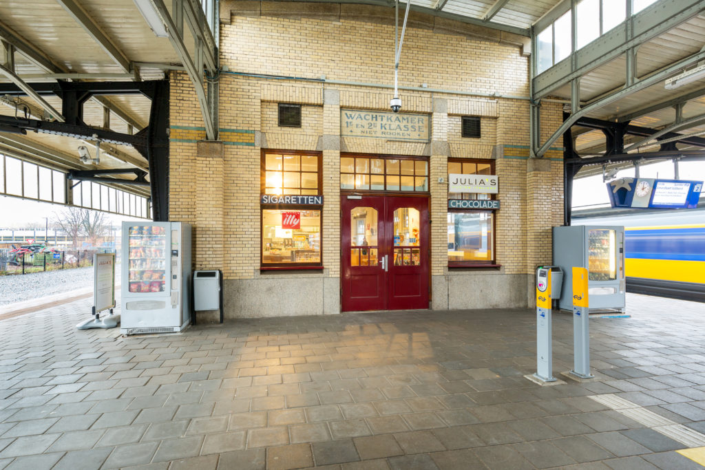 prachtige monumentale ruimte  beschikbaar voor passend horeca-concept